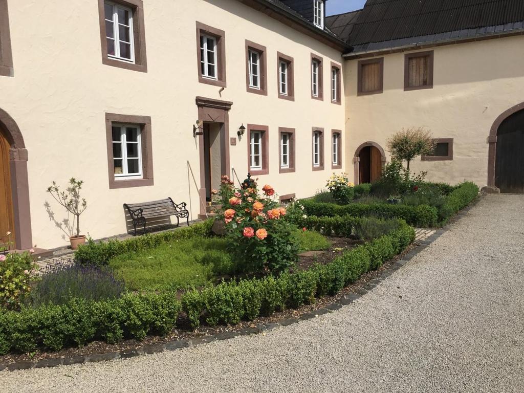 Ferienwohnung In Historischem Bauernhaus In Der Eifel Mettendorf Dış mekan fotoğraf